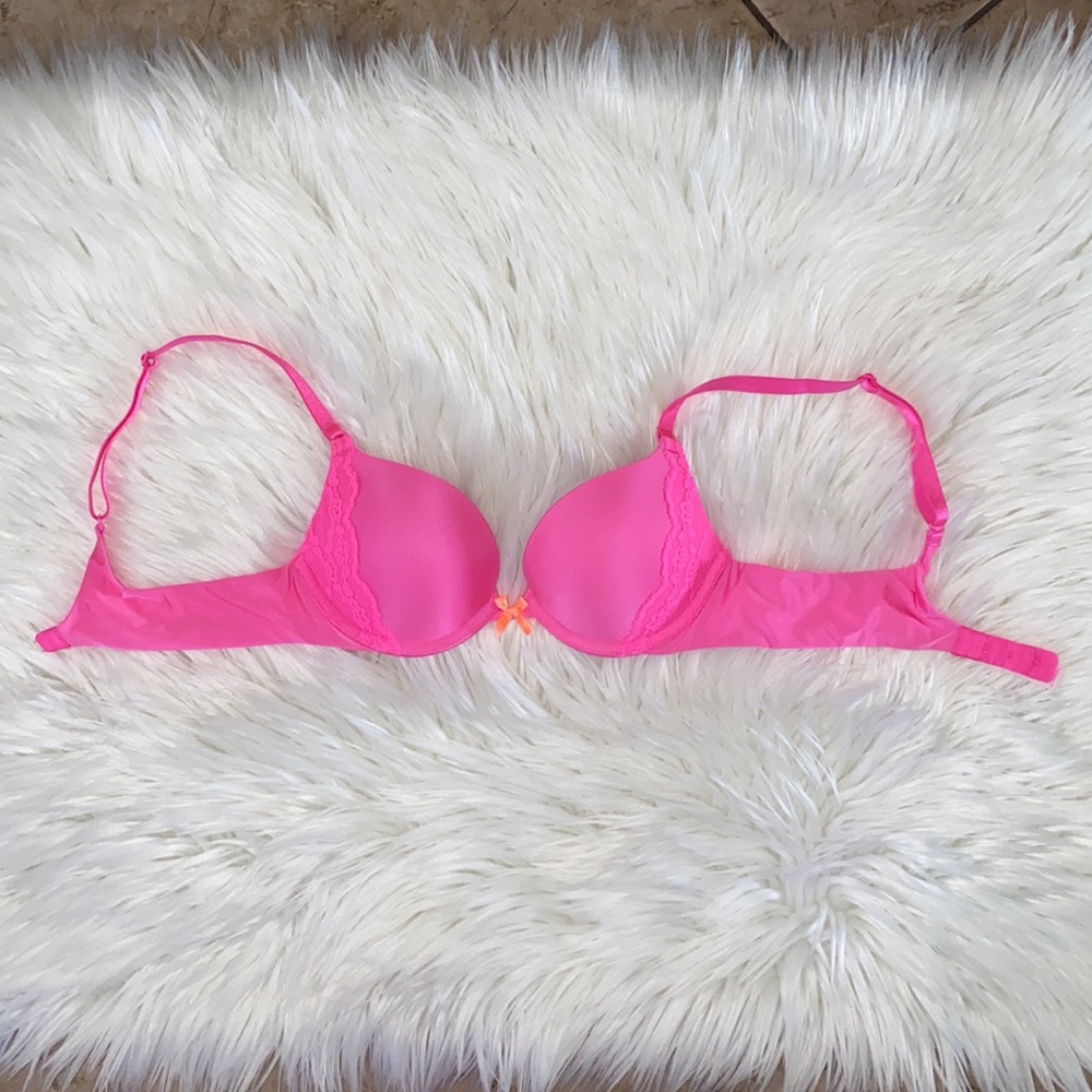Victoria’s Secret Bra - Picture 4 of 4